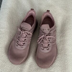 Skechers Women's Mauve Sneakers